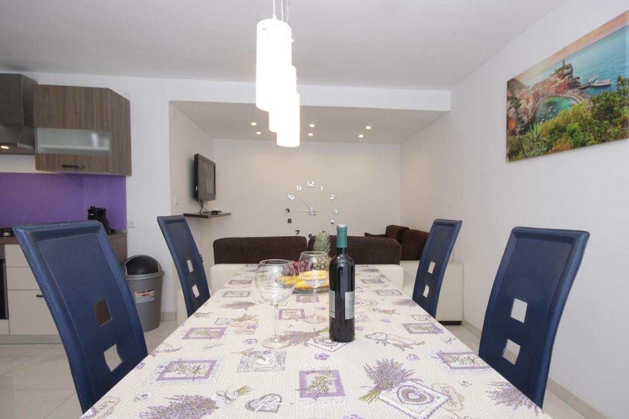 Apartment Alet Пула Екстериор снимка